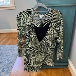 dressbarn Black and Cream Abstract Print Blouse